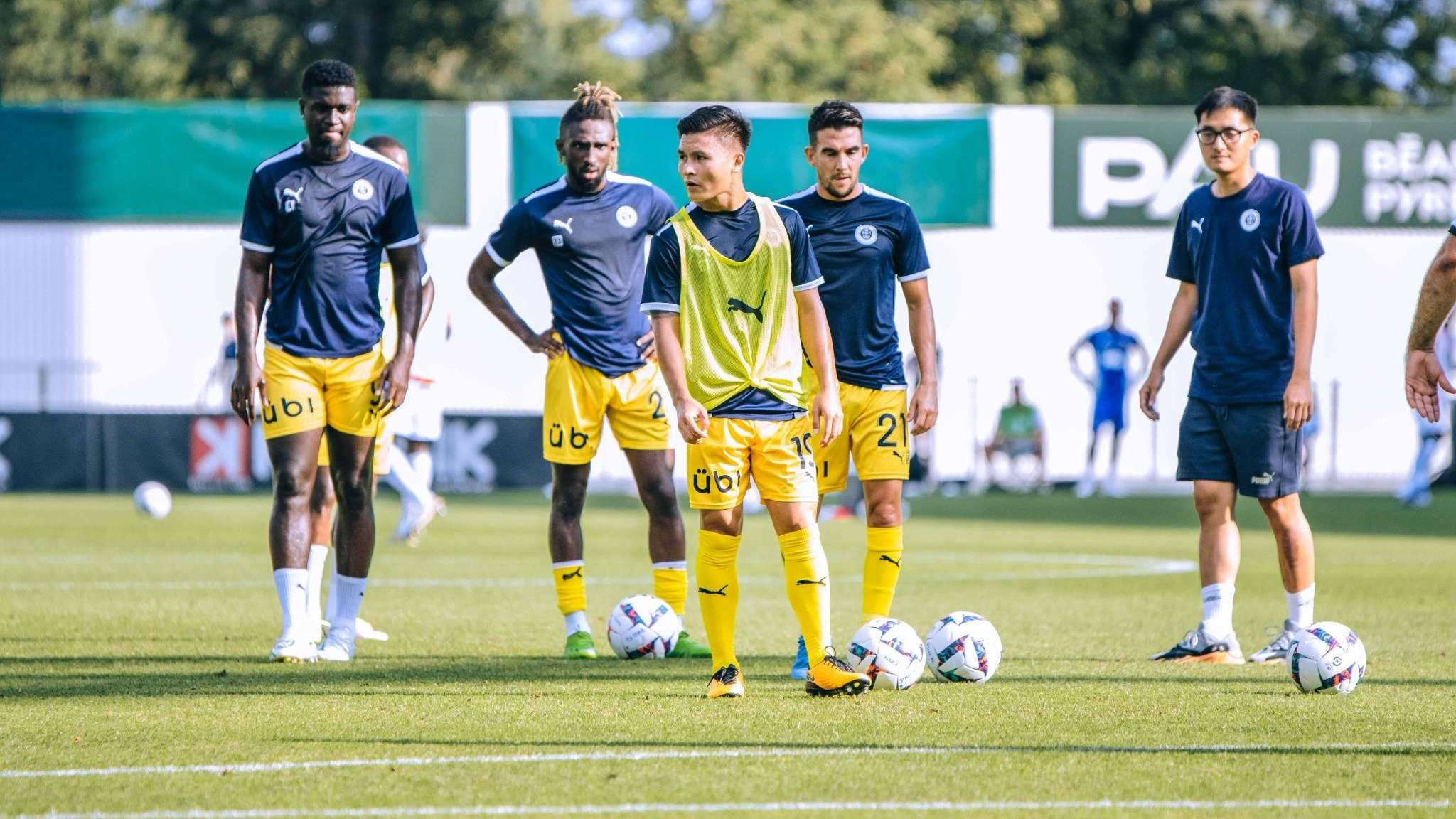 前在赛场上 前在赛场上