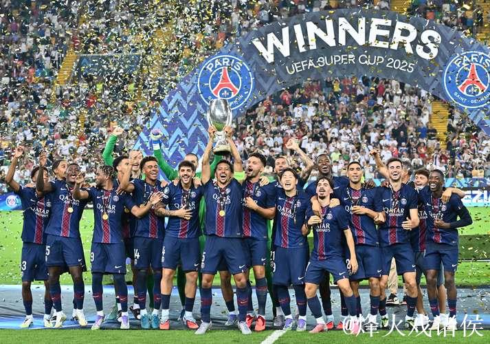 巴黎圣日耳曼勇夺洲际杯 成就年度“六冠王”伟业 巴黎圣日耳曼勇夺洲际杯 成就年度“六冠王”伟业
