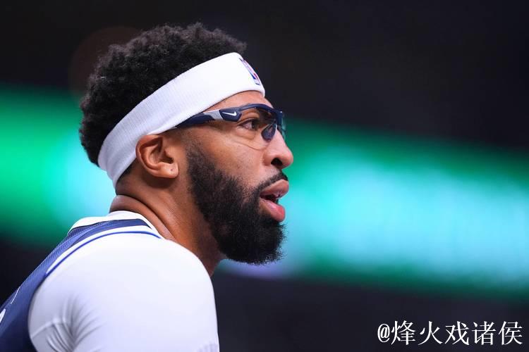 独行侠官方:浓眉无需手术治疗 预计六周恢复出战 独行侠官方:浓眉无需手术治疗 预计六周恢复出战